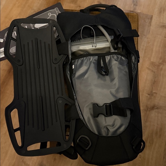 Tactical Backpack - Tan - Picture 3 of 6